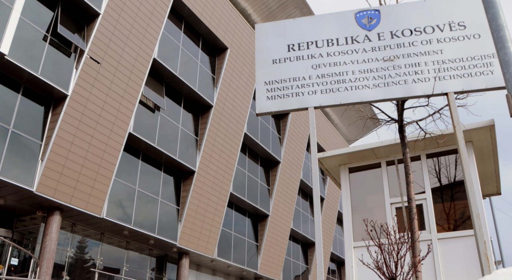 Rekord infektimesh ne Kosove, mesimi online ne shume shkolla